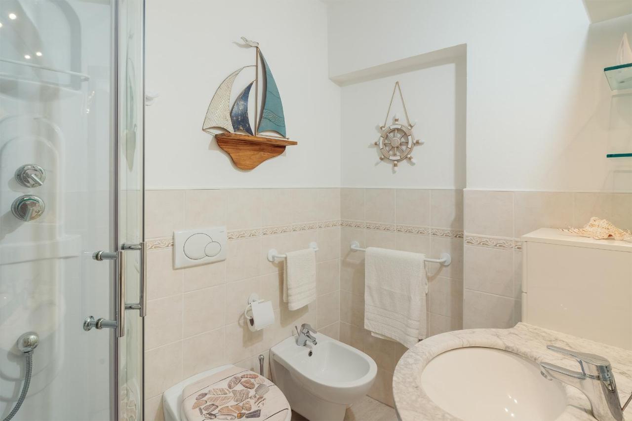 Sanremo Amazing Apartment With Private Parking Eksteriør bilde